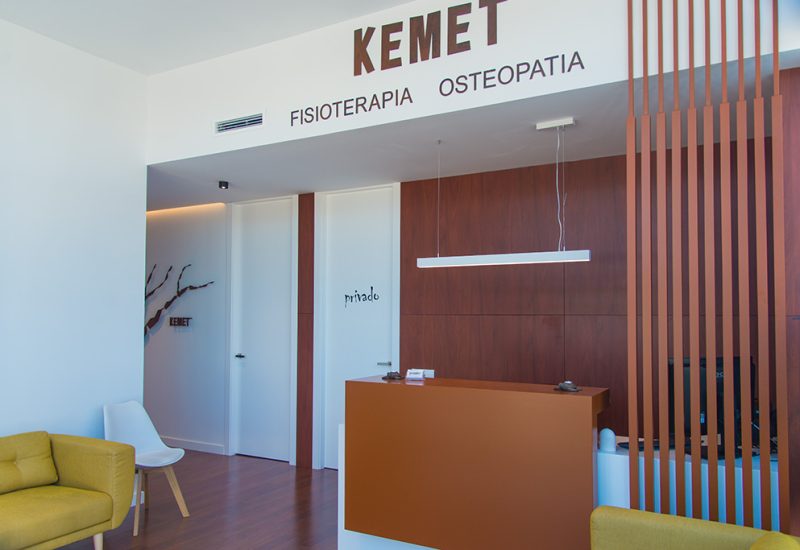 Reforma integral en la clínica de fisioterapia Kemet.